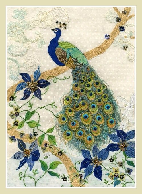 Павлин открытки рисунки. Открытка павлин с распущенным хвостом.