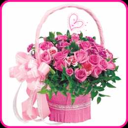 С розовыми розами Открытка с подарками и букетом розовых роз на день рождения.